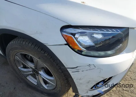 2018 Mercedes-Benz Glc 300 4Matic from USA, damaged, VIN WDC0G4KB5JV058623